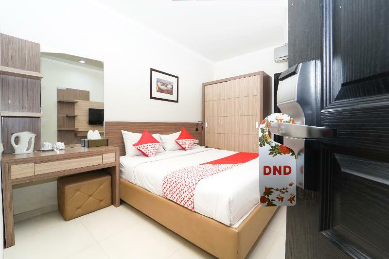 Oyo 235 Maumu Hotel & Lounge Surabaja Zewnętrze zdjęcie
